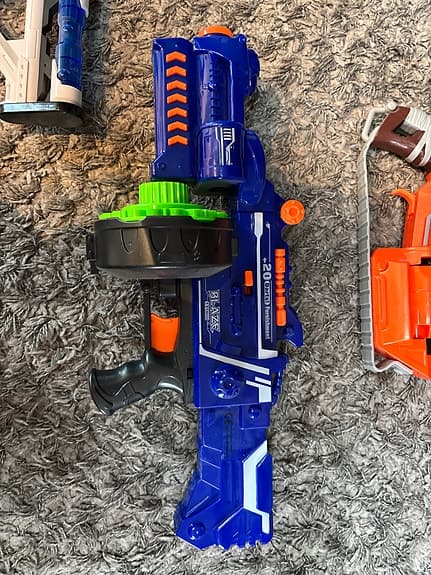 Nerf Guns massa olika