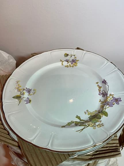 Rörstrand tallrikar blommigt mönster porslin