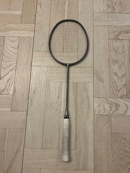 Yonex Nanoflare Nextage med fodral