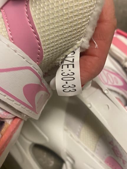 Thinsulate barnskridskor justerbar storlek 30–33 vit rosa