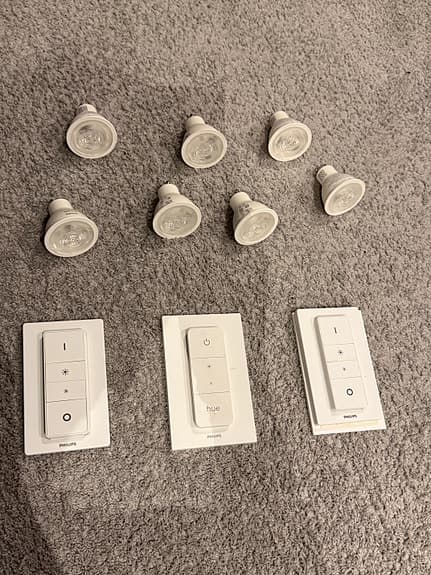 7 st GU10 - smart spotlight white and color samt 4 st dimfjärrar