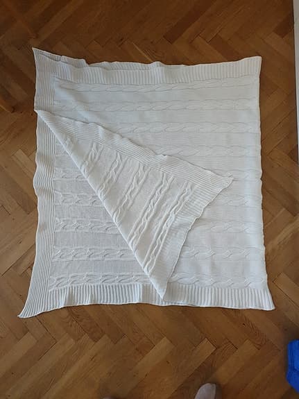 Kabelstickad filt/pläd i bomull 100x190