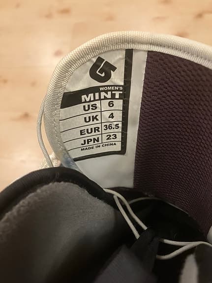 Burton Mint snowboardboots vit storlek 36,5 dam