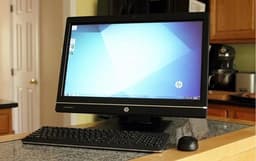 HP stationär dator allt-i-ett svart