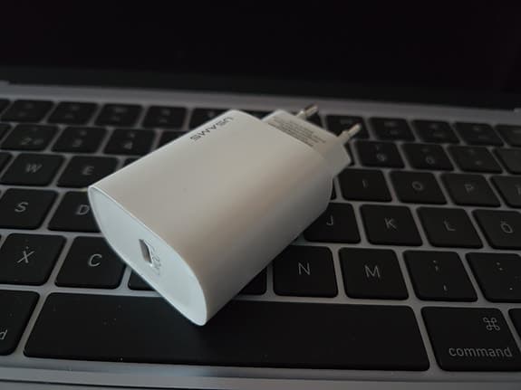 USB-C Laddare 20w