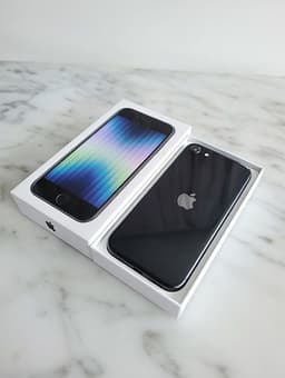 🔥 SUPERFRÄSCH Apple iPhone SE (3:e gen) 64 GB – 100% BATTERIHÄLSA – SOM NY! 🔥