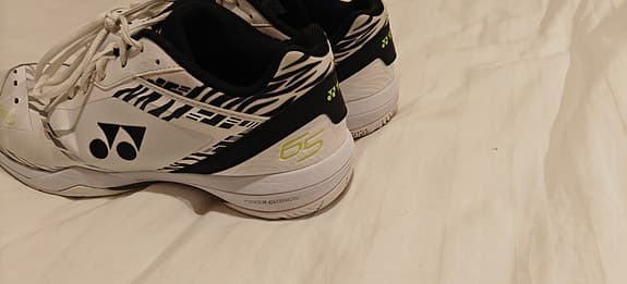 Yonex SHB 65 Z3 Badmintonskor