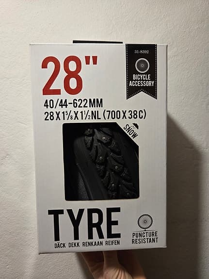 Oanvända Dubbdäck 28" för cykel