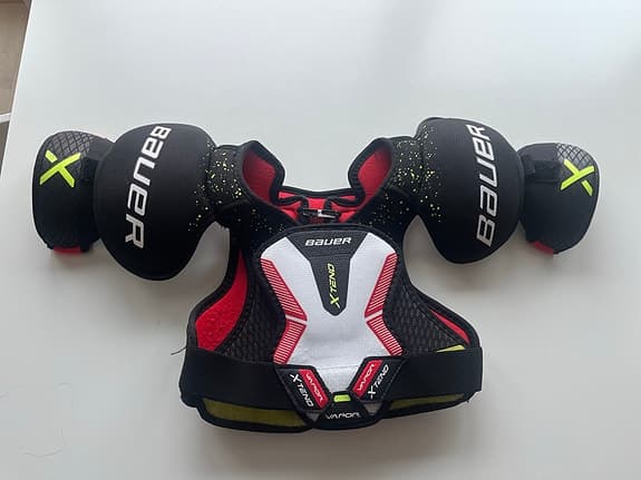 Bauer Vapor X axelskydd barn stl(3-9år) CCM nackskydd