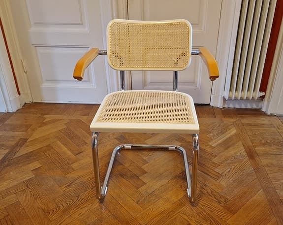 Helrenoverad Cesca karmstol, vit (bauhaus)