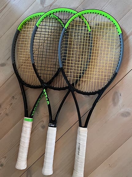 Wilson Blade 98  v7 16x19