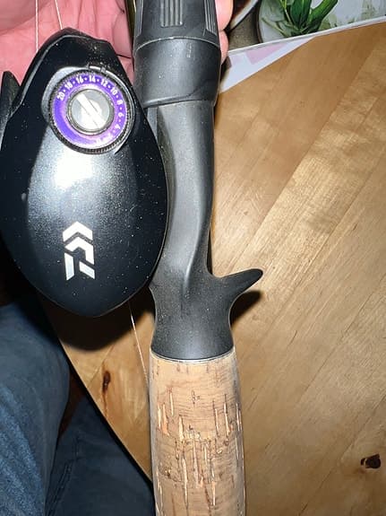 Daiwa Roots Multi Pike 7'9" haspelspö med multirulle