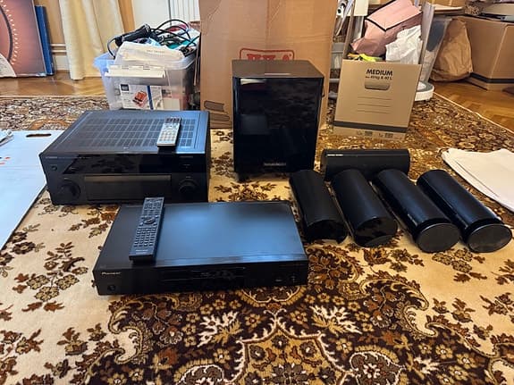 Hemmabiosystem med Blurayspelare Yamaha/Harman Kardon/Pioneer