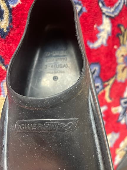 Arena Powerfin simfenor svarta stl 33-34 (3-4)