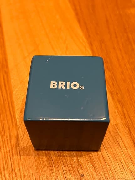 Brio magnetiska träklossar