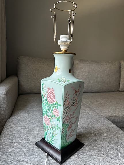 Kaiser porslin bordslampa – handmålad, Barbro Engblom 1976, 65 cm