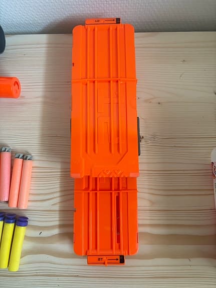 Nerf leksaksgevär med tillbehör