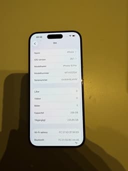 iPhone 15 Pro 256GB – 90% batterihälsa – sprucken bakruta
