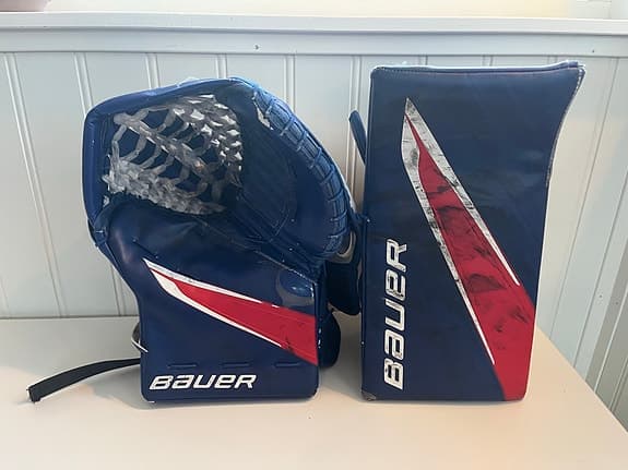 Bauer Hyperlite målvaktsplock och blocker blå röd