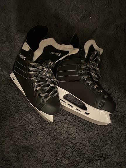 Pulse 5 ishockeyskridskor barn storlek 39 svart