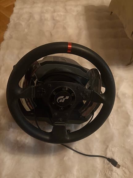 Thrustmaster T500 RS ratt och pedaler - säljs separat