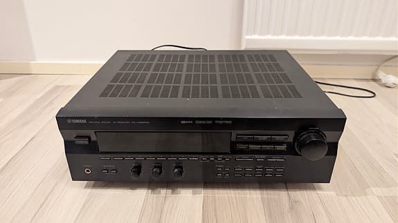 YAMAHA FÖRSTÄRKER