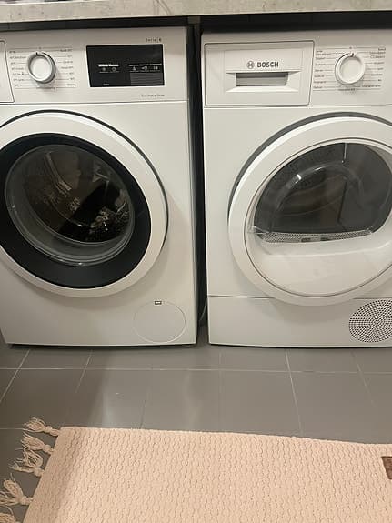 Tvättmaskin samt torktumlare Bosch serie 6 år 2021