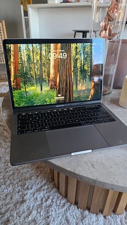 Apple MacBook bärbar dator 13 tum grå 2019