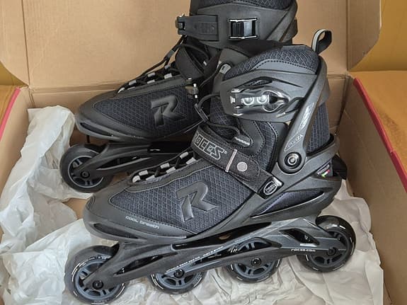 Nya rullskridskor 44 + protective set