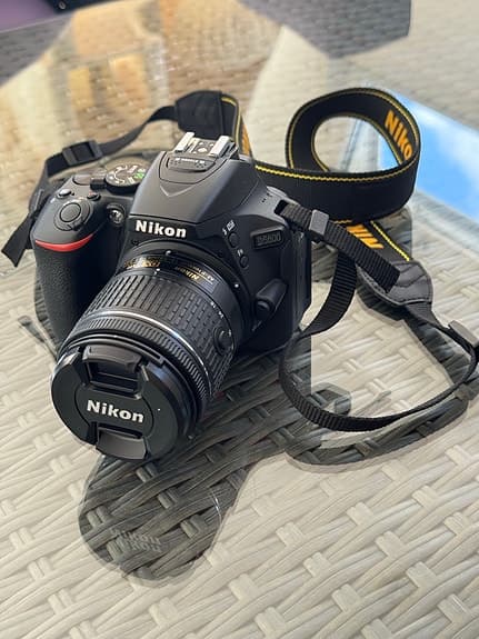 Nikon D5600 digital systemkamera svart