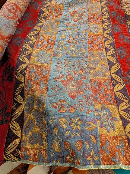 Möbeltyg Design i vackra färger.