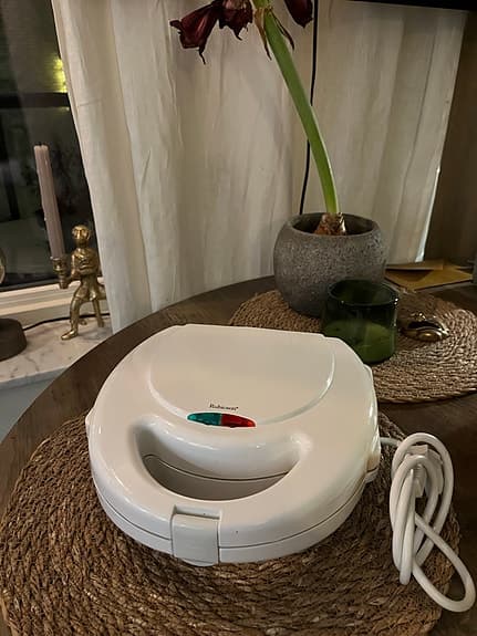 Clas Ohlson Rubicson smörgåsgrill vit