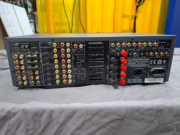 NAD T752 Surround Reciever Sänkt pris