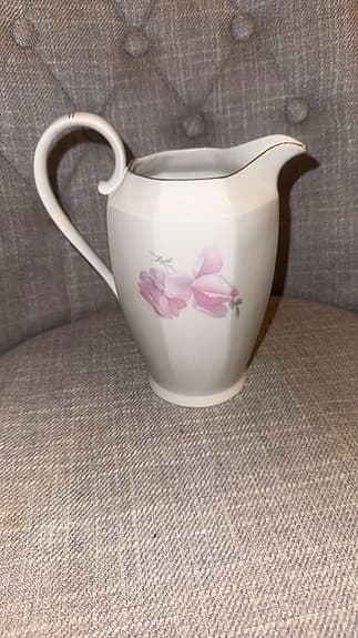 IKEA porslinservis blommigt mönster vit rosa