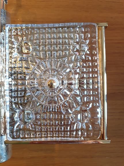 Vägglampa från Orrefors, design Carl Fagerlund