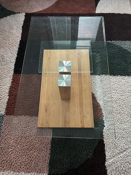 Modernt soffbord i glas och trä – stilren design