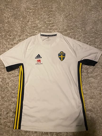 Adidas Sverige fotbollströja herr M vit