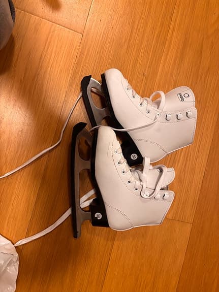 Oxelo ishockeyskridskor barn storlek 30 vita