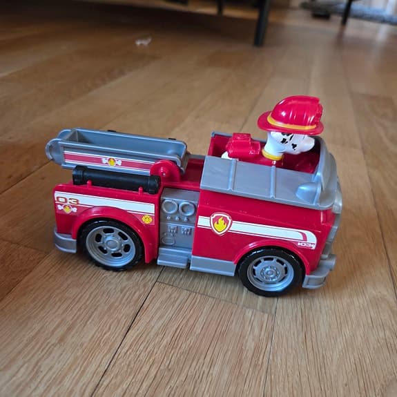 Paw Patrol Marshall brandbilar leksaksfordon