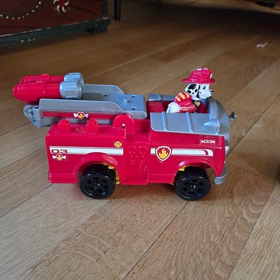 Paw Patrol Marshall brandbilar leksaksfordon
