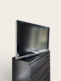 Sharp AQUOS TV (ca 40 tum) – Perfekt för Chromecast/Spel