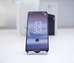 Google Pixel 8 Pro 5G Obsidian 128 GB + tillbehör