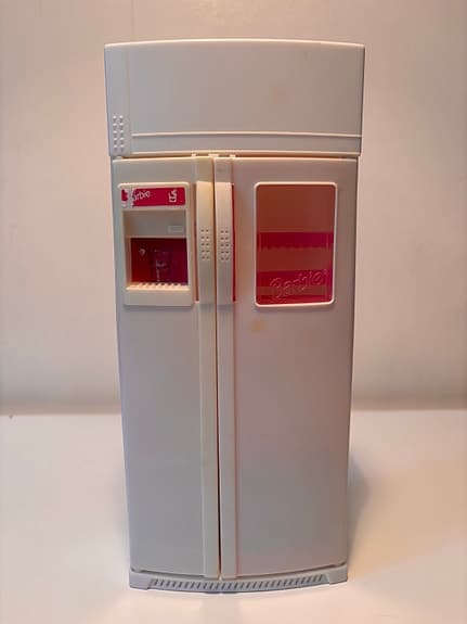 Barbie, köksmöbler, spis, kylskåp från "So much to do"-serien från Mattel, 1994