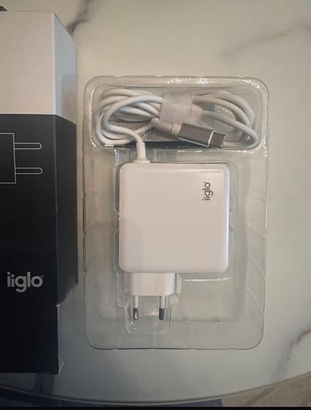 Iglo universal laddare USB‑C PD 65W vit