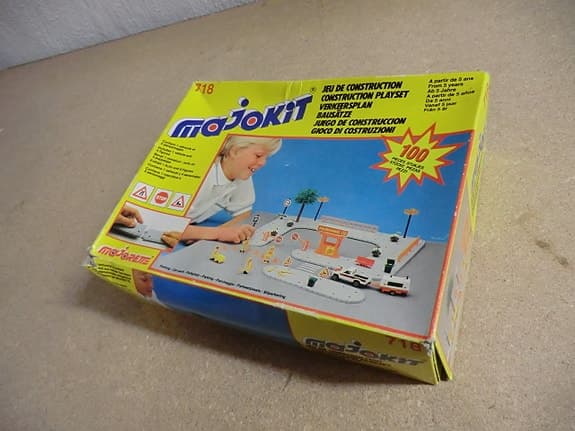 majorette majokit 718 bilbana originalkartong originalförpackning bilar gubbar