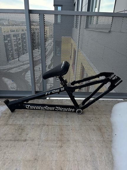 Twenty Four Bicycles Le Toy 3 Frame