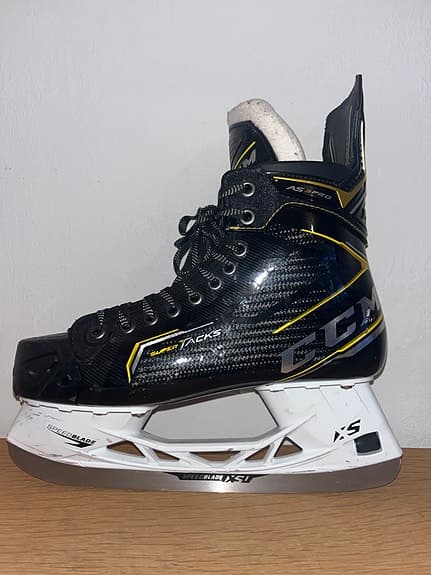 CCM Tacks AS3 PRO ishockeyskridskor storlek 9 D