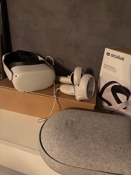 Oculus Quest 2 VR-headset vitt elite head strap extra batteri.