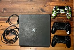Sony Playstation 4 spelkonsol svart