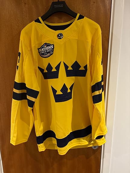 Fanatics Tre Kronor Zibanejad ishockeytröja gul